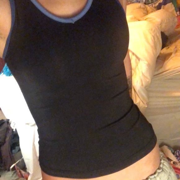 Black lined with blue tank top - Picture 2 of 3